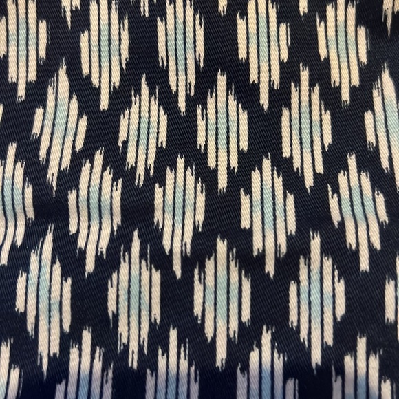 NWOT City Short - size 8 - Picture 4 of 4